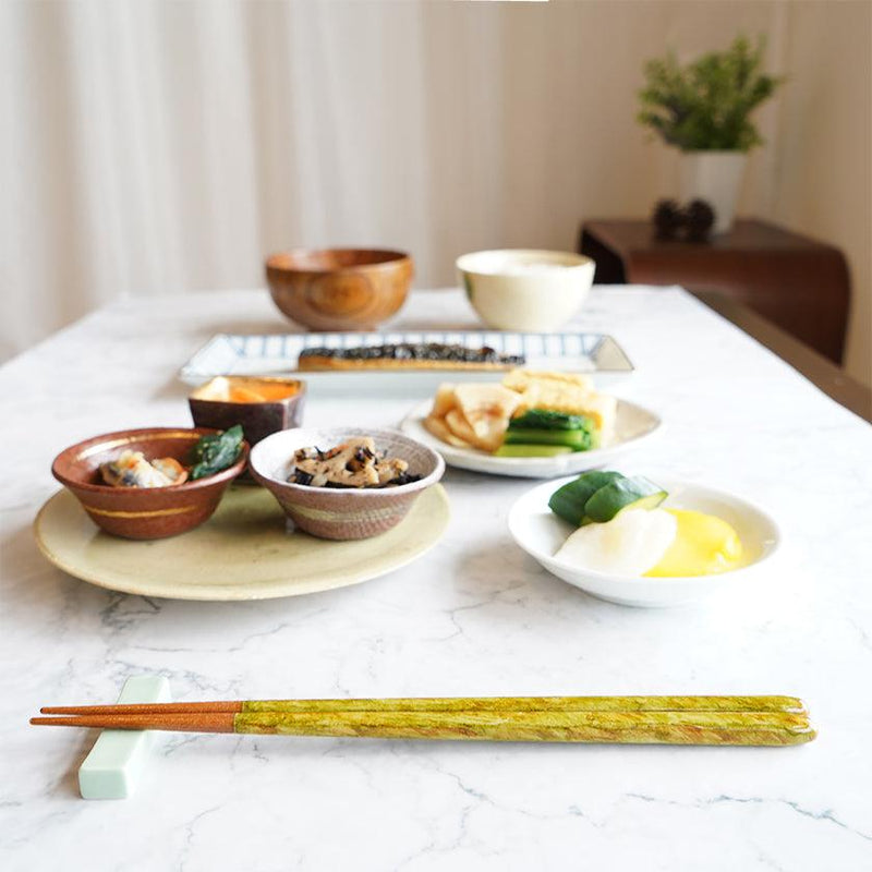 [筷子]雙彩色刷（綠色＆橙色）與筷子休息（21.5,23.0cm）|水晶|瓦卡薩漆器