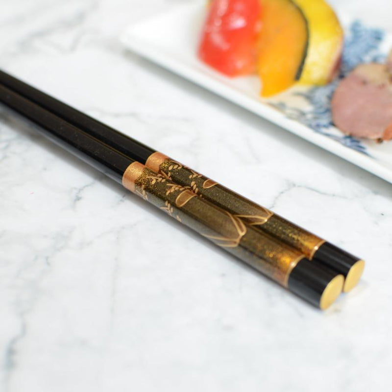 [CHOPSTICKS] HAND-DRAWN GOLD OR SILVER LACQUR GOLD NASHIJI FUJI MATSUBARA BLACK (1 SET) | HASHIMOTO KOUSAKU SIKKI | WAJIMA LACQUER