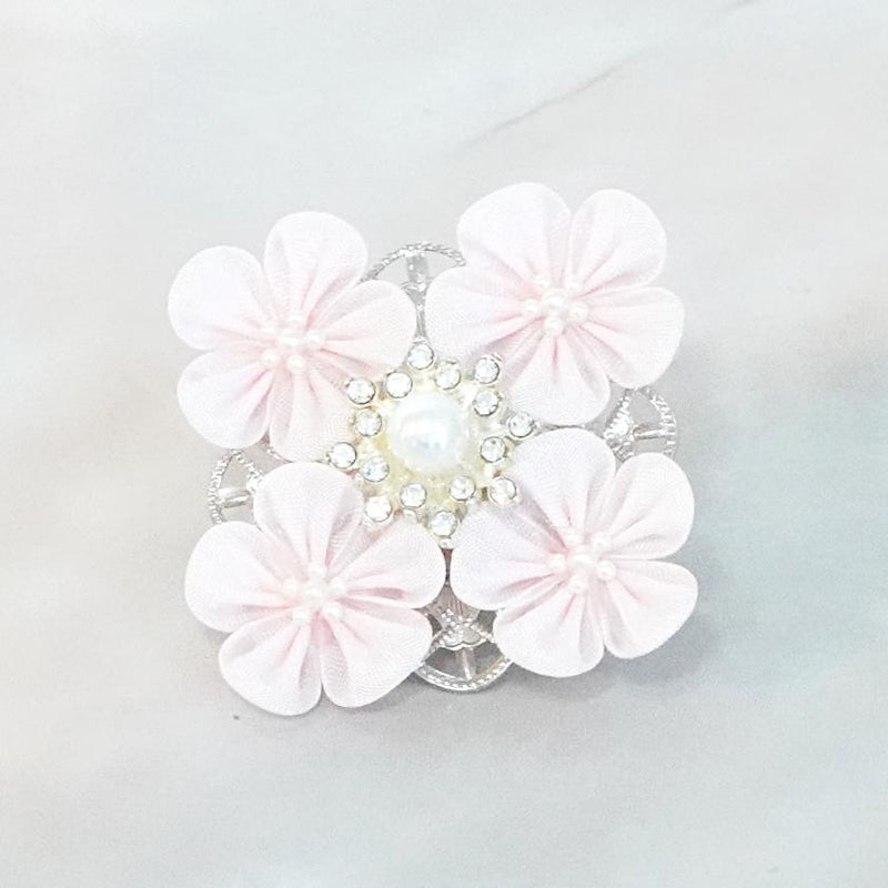 [ACCESSORY 4 PIECES] BABY PINK (BARRETTES, BROOCHES, EARRINGS, BAG CHARMS) | TSUMAMI KANZASHI