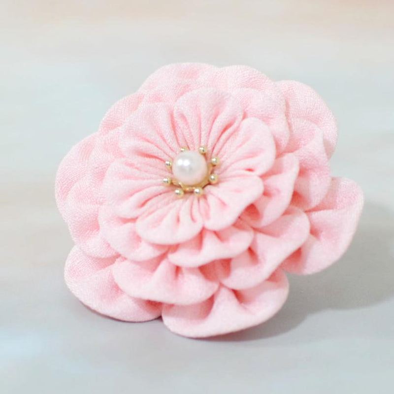 [ACCESSORY 4 PIECES] CHERRY BLOSSOM (BARRETTE, TRIANGLE BROOCH, SQUARE BROOCH, ROUND BROOCH) | TSUMAMI KANZASHI