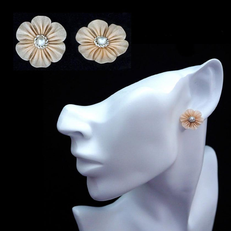 [ACCESSORY] CLOTH FLOWER TONOKO (BEIGE) | TSUMAMI KANZASHI