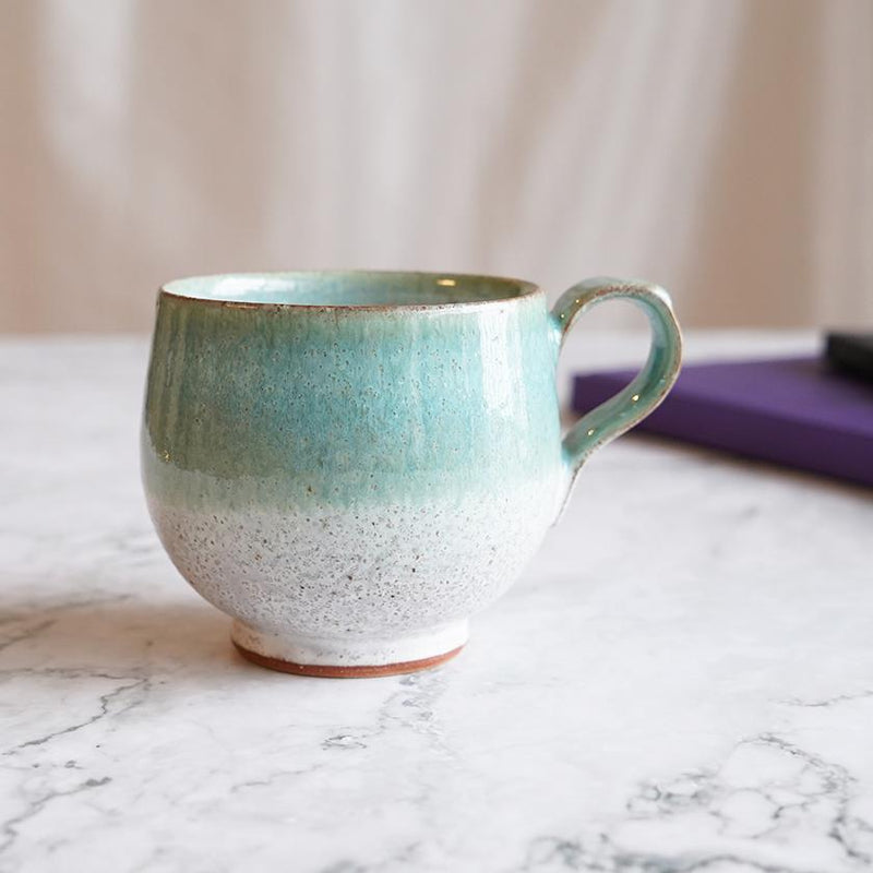 [COFFEE CUP] WHITE KARATSU | UMEZATO GAMA | OTANI WARE[Made to order: approx. 2 months delivery time]