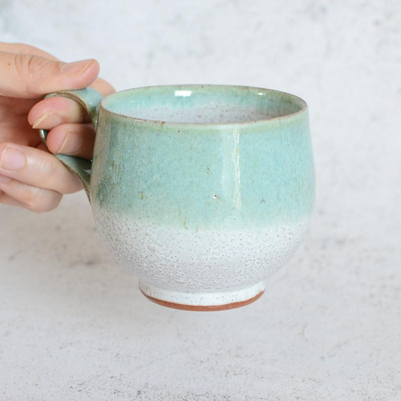 [COFFEE CUP] WHITE KARATSU | UMEZATO GAMA | OTANI WARE[Made to order: approx. 2 months delivery time]