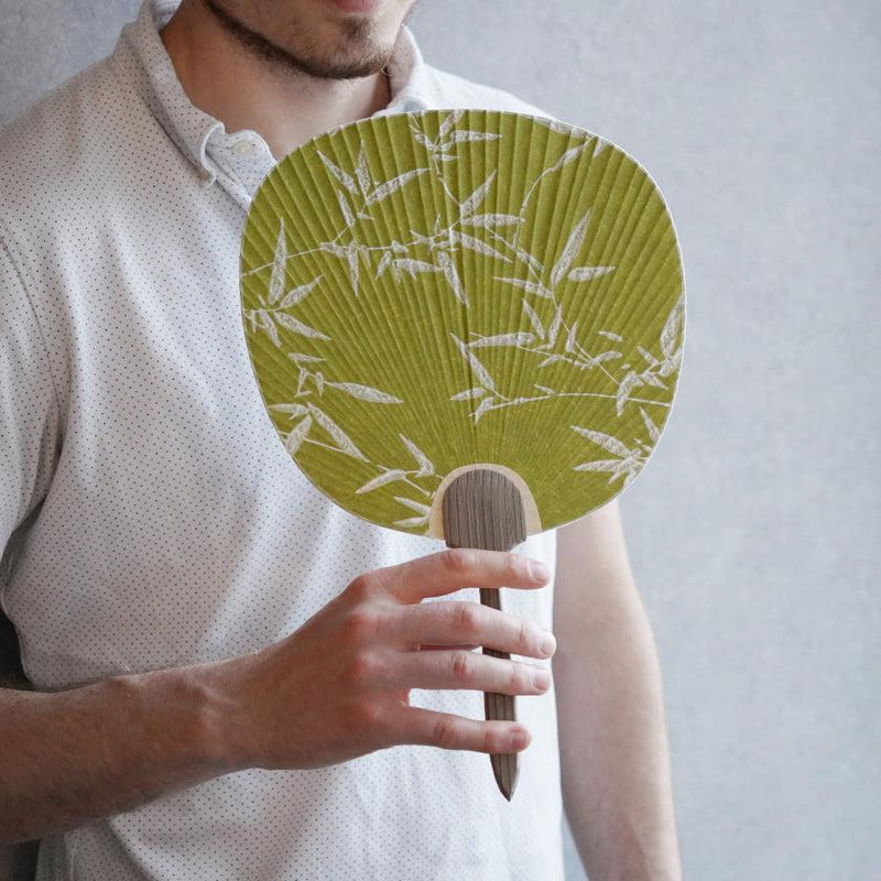 [HAND FAN] UCHIWA BAMBOO GRASS GREEN (L) | KARAGEN | KARAKAMI