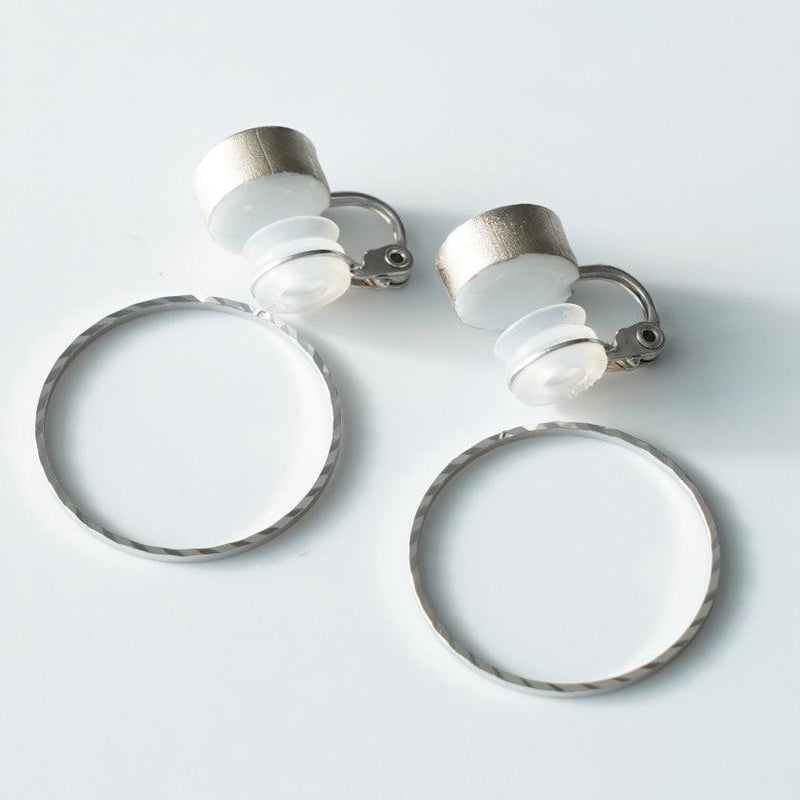 [EARRINGS] WHITE PORCELAIN SILVER | IMARI-ARITA WARES | 6.KILN