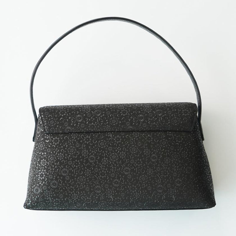 [HANDBAG] D ARABESQUE CHRYSANTHEMUM (BLACK BASECOAT WITH BLACK LACQUER) | KOUSHU INDEN (LACQUERED DEERSKIN CRAFTS)| INDEN-YA