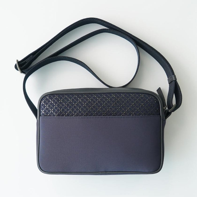 [SHOULDER BAG] ME-13 CLOISONNE (NAVY BLUE BASECOAT WITH BLACK LACQUER) | KOUSHU INDEN (LACQUERED DEERSKIN CRAFTS)| INDEN-YA