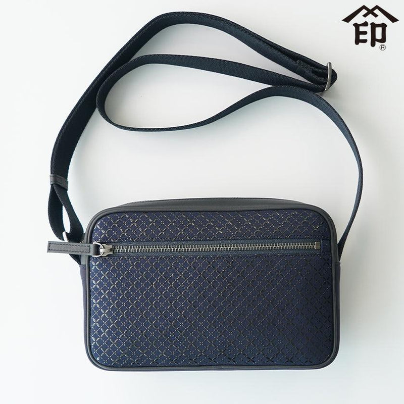 [SHOULDER BAG] ME-13 CLOISONNE (NAVY BLUE BASECOAT WITH BLACK LACQUER) | KOUSHU INDEN (LACQUERED DEERSKIN CRAFTS)| INDEN-YA