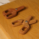 [STATIONERY] CHERRY TREE SCISSORS FROM MIYAZAKI | WOODWORKING | AERU