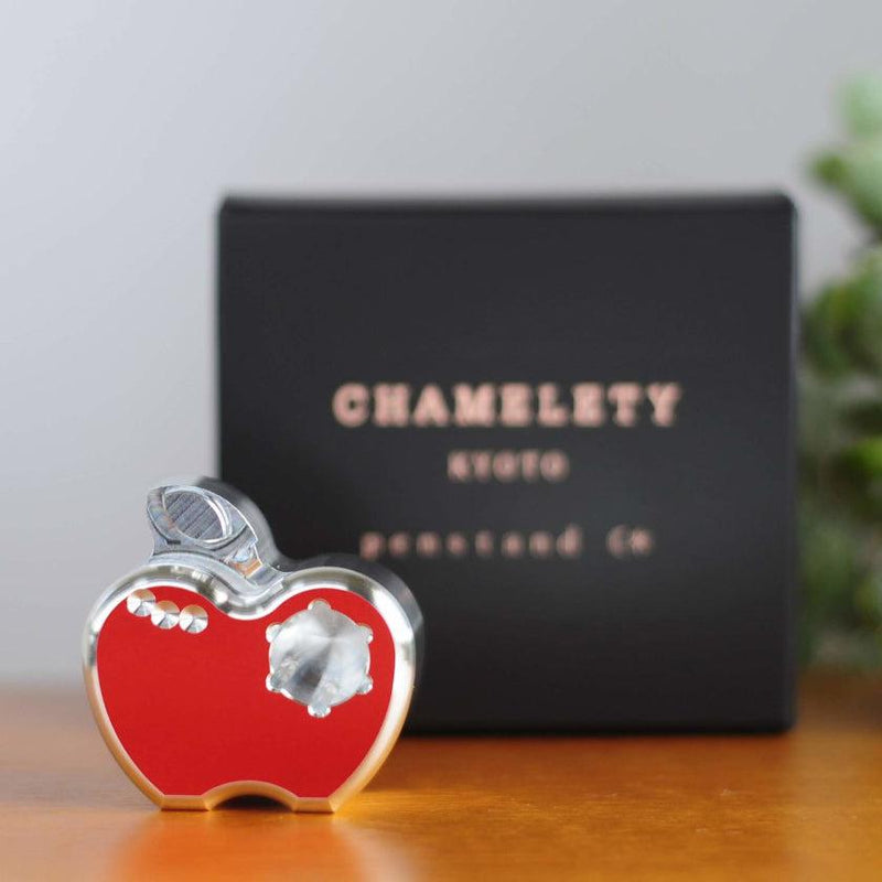 [筆支架] Chamelety紅色蘋果|金屬加工| Hayami Seisakusyo