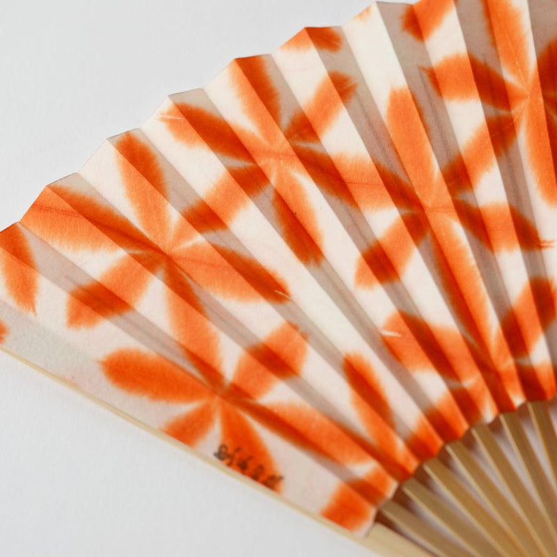 [HAND FAN] SEKKA SHIBORI (ORANGE) FOR WOMEN | KUROTANI WASHI PAPER|KUROTANI WASHI COOPERATIVE GROUP