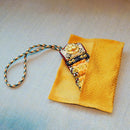 [AMULET] KAZARI KOYOROI® CHRYSANTHEMUM