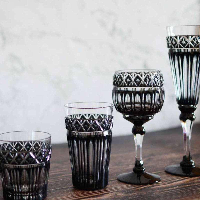 [GLASS] BLACK KIRIKO CHAMPAGNE GLASS IN A PAULOWNIA BOX | SATUMA VIDRO | SATSUMA CUT GLASS
