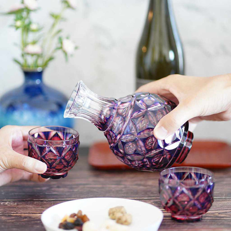 [GLASS] DOUBLE-COVERED OCHOKO (GOLD RED-LAPIS LAZULI) IN A PAULOWNIA BOX | SATUMA VIDRO | SATSUMA CUT GLASS