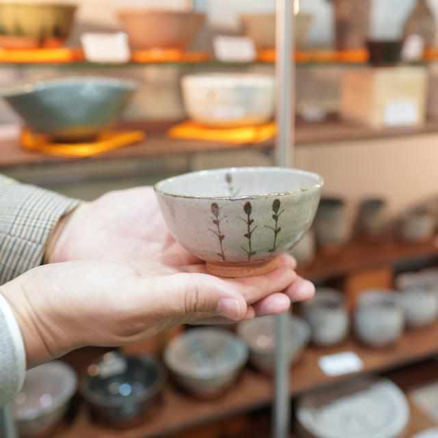 HORSETAIL TEA BOWL | KARATSU WARES