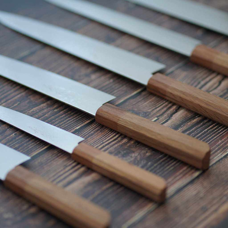 [廚房（主廚）刀] 鈷不鏽鋼岔斷 69 層大馬士革牛肉刀 210Mm 橡木八角形圖案-卡基希布完成- | 阪神 Forged Blades